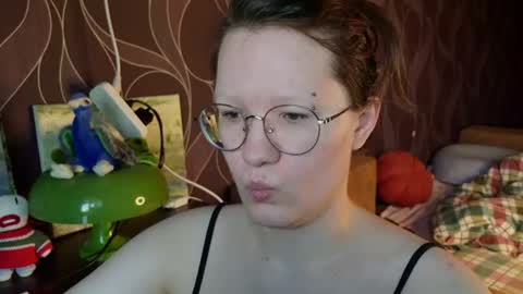 Snapshot of miriamor chatting on July 26, 8:32 am Mira online show from July 26, 8:32 am