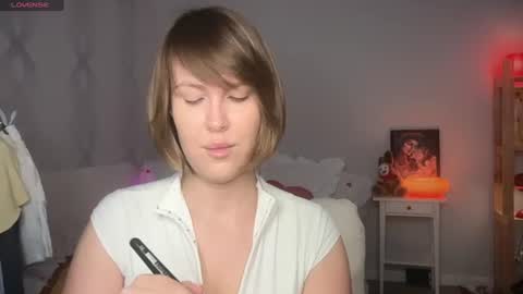 Snapshot of mirrorofsoul chatting on July 15, 7:35 am Shelley online show from July 15, 7:35 am