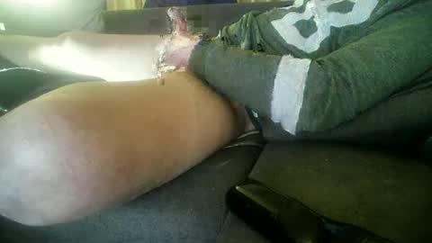 Snapshot of mirtoblack chatting on January 19, 6:43 pm mirtoblack online show from January 19, 6:43 pm