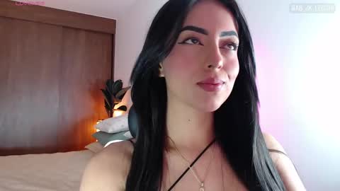 Eliza online show from April 30, 3:51 pm