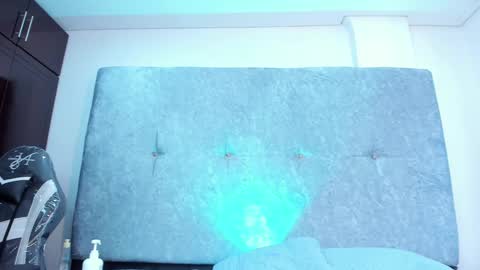 Snapshot of mis_sunny chatting on October 8, 8:28 pm mis_sunny online show from October 8, 8:28 pm