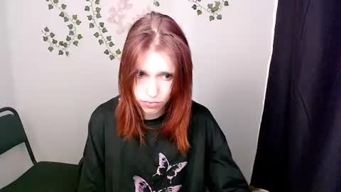misaki_chan_ online show from June 11, 2:53 am