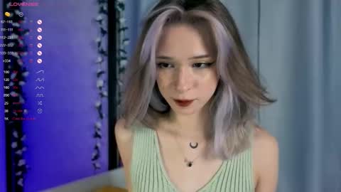 Snapshot of misekiii chatting on November 2, 12:57 am misekiii online show from November 2, 12:57 am