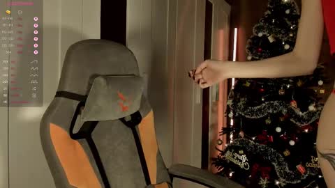 Snapshot of misekiii chatting on December 17, 3:34 am misekiii online show from December 17, 3:34 am