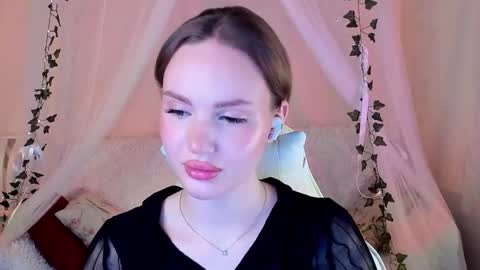 Snapshot of mish_ka3 chatting on October 27, 3:05 pm Misha online show from October 27, 3:05 pm