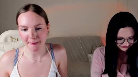 Snapshot of mish_ka3 chatting on December 15, 10:30 am Misha online show from December 15, 10:30 am