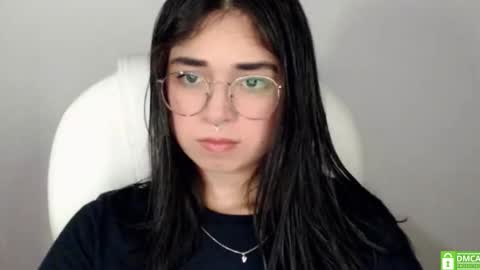 Snapshot of misha__sweet__27 chatting on October 21, 7:09 am misha online show from October 21, 7:09 am