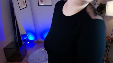 Ivy online show from January 11, 9:03 am