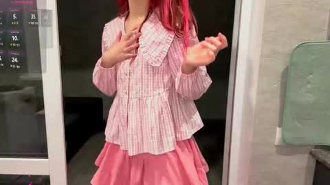 Molly online show from September 27, 5:51 pm