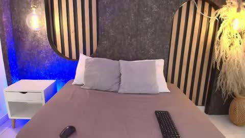 Snapshot of miss10_antonella chatting on September 29, 12:10 pm Antonella online show from September 29, 12:10 pm