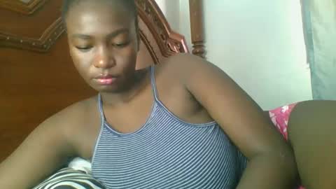 miss440 online show from December 3, 8:16 am