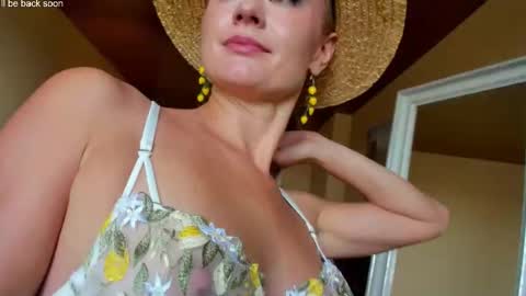 Snapshot of miss4motivated chatting on September 16, 7:53 am Kris online show from September 16, 7:53 am