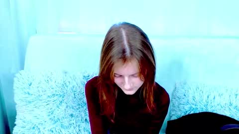 Snapshot of miss___alisa chatting on December 16, 7:46 am Alisa NONNUDE online show from December 16, 7:46 am