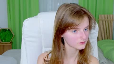 Alisa NONNUDE online show from February 28, 4:08 pm