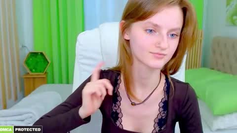 Alisa NONNUDE online show from March 21, 3:37 pm