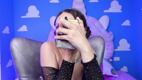 Snapshot of miss___sara chatting on January 21, 9:25 pm Sara online show from January 21, 9:25 pm