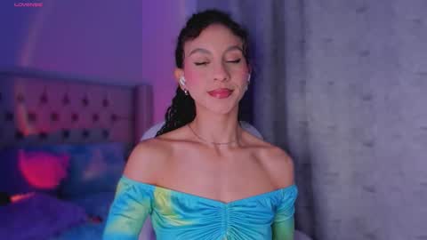 Snapshot of miss__charlotte_ chatting on October 30, 1:18 am Charlotte online show from October 30, 1:18 am