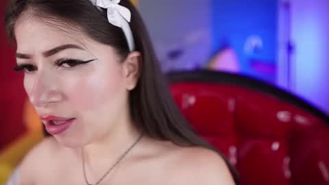 Pamela online show from January 10, 10:50 am