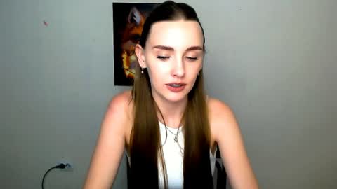 Snapshot of miss_angelina_ chatting on June 11, 5:49 am Angelina online show from June 11, 5:49 am