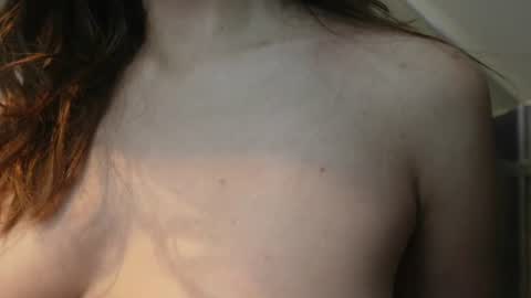 miss_ann_1 online show from August 4, 3:32 am