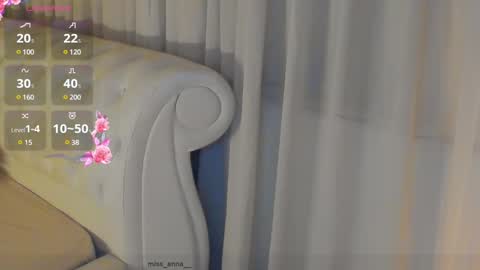 Snapshot of miss_anna__ chatting on December 4, 12:19 am Anna online show from December 4, 12:19 am