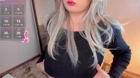 Snapshot of miss_anna__ chatting on October 27, 10:41 am Anna online show from October 27, 10:41 am