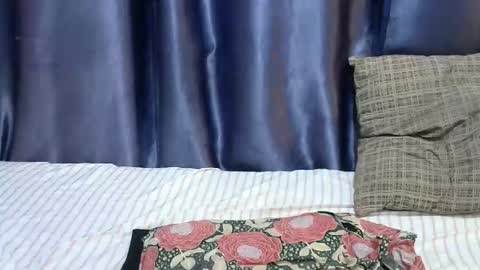 miss_bani online show from December 15, 6:56 pm