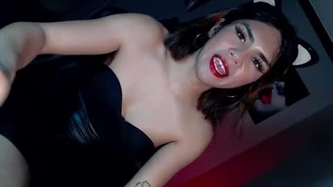 Snapshot of miss_bella69 chatting on May 8, 4:51 am miss_bella69 online show from May 8, 4:51 am