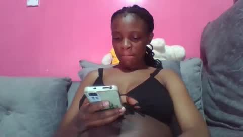 Snapshot of miss_belllo chatting on September 29, 11:48 am miss_belllo online show from September 29, 11:48 am
