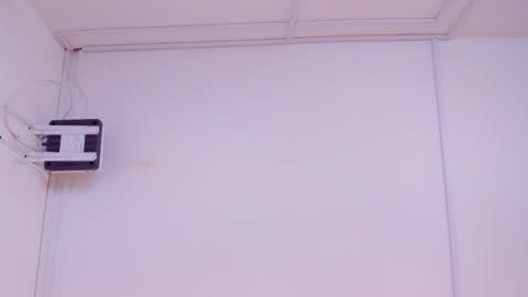 Snapshot of miss_brenda_ chatting on November 20, 12:05 pm Camila online show from November 20, 12:05 pm