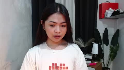 Snapshot of miss_briella chatting on May 21, 3:08 pm Briella online show from May 21, 3:08 pm