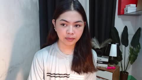 Snapshot of miss_briella chatting on May 22, 4:34 pm Briella online show from May 22, 4:34 pm