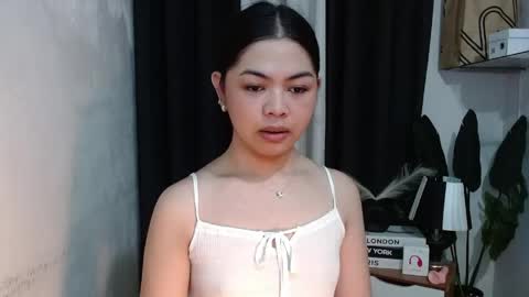 Snapshot of miss_briella chatting on May 31, 4:58 pm Briella online show from May 31, 4:58 pm