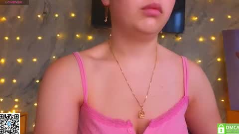 Snapshot of miss_bubbles chatting on July 4, 12:17 am Sandy online show from July 4, 12:17 am