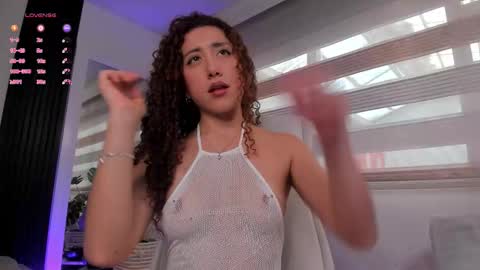 Catalina online show from October 20, 11:43 am