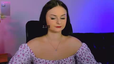Snapshot of miss_courtney chatting on June 15, 8:16 am miss_courtney online show from June 15, 8:16 am