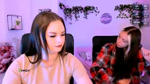 Snapshot of miss_courtney chatting on June 28, 8:31 am miss_courtney online show from June 28, 8:31 am