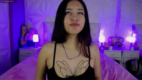 Snapshot of miss_dakota26 chatting on October 28, 10:12 pm Dakota online show from October 28, 10:12 pm