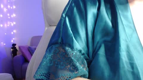 liza online show from December 4, 2:53 am