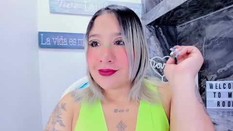 Danika online show from February 5, 11:04 am