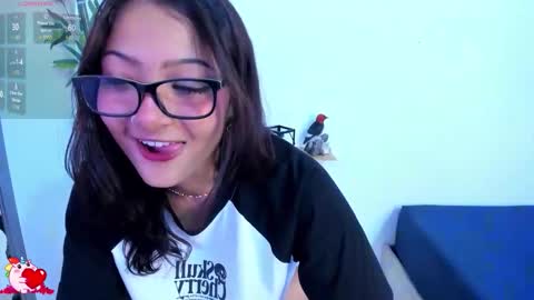 miss_danikaa online show from November 25, 2:33 am