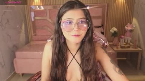 miss_devil_s online show from March 20, 3:00 am