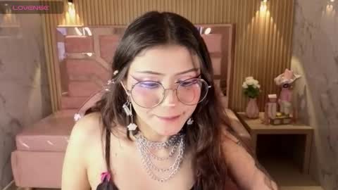 miss_devil_s online show from March 24, 3:11 am