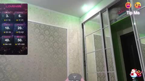 miss_divora online show from February 19, 9:49 am