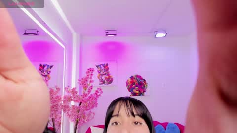 Snapshot of miss_dolly1 chatting on February 13, 12:32 pm Melanie online show from February 13, 12:32 pm