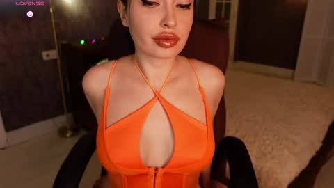 Snapshot of miss_elias chatting on October 8, 4:37 pm Elia online show from October 8, 4:37 pm