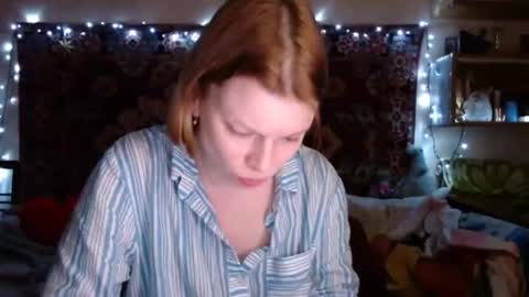 Elis online show from February 13, 3:14 pm