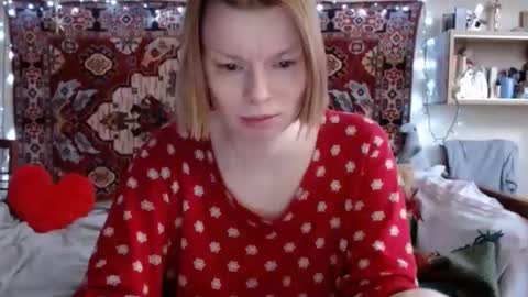 Elis online show from February 18, 12:06 pm