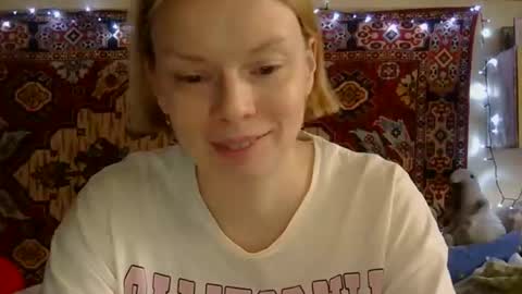 Elis online show from September 17, 11:01 am