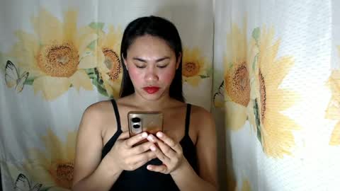 Snapshot of miss_eva2025 chatting on July 25, 8:23 am Eva online show from July 25, 8:23 am